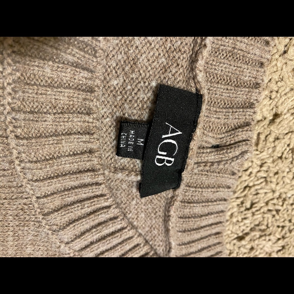 Sweater - Picture 3 of 3